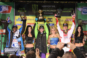 2011anaheimonesx_219