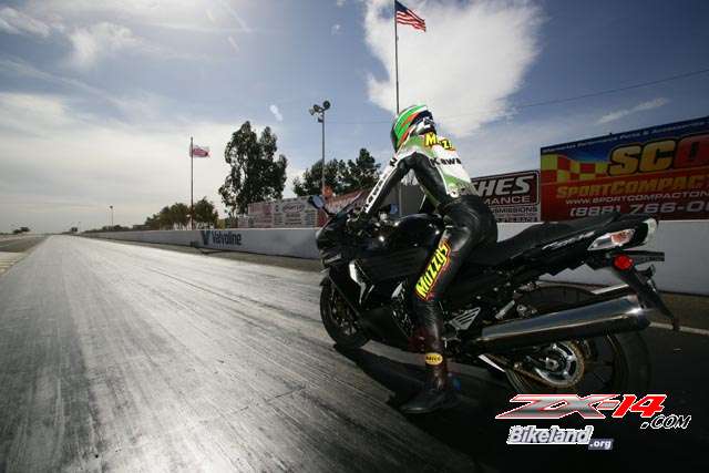 zx14com048
