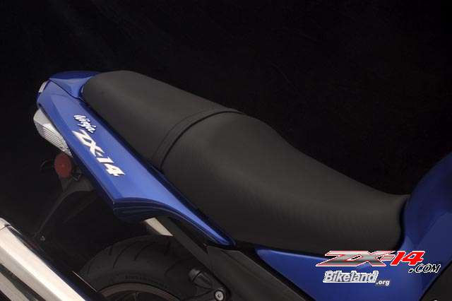 zx14com062