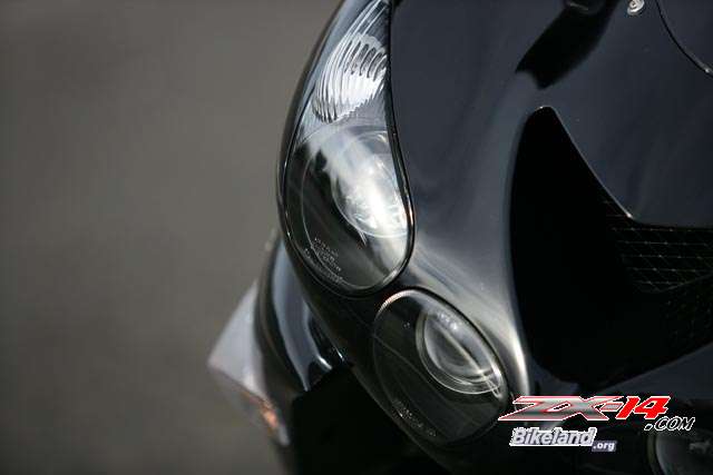 zx14com093