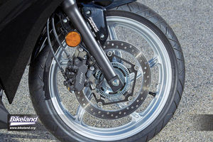 2011_cbr250r_028