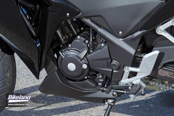 2011_cbr250r_029