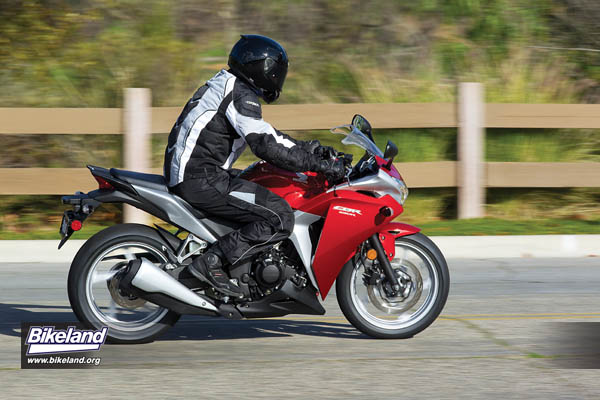 2011_cbr250r_039