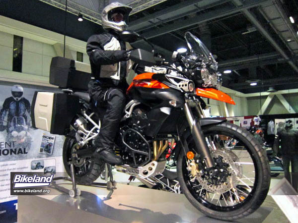 Triumph 800 XC