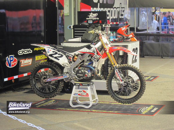 2011lasx_08