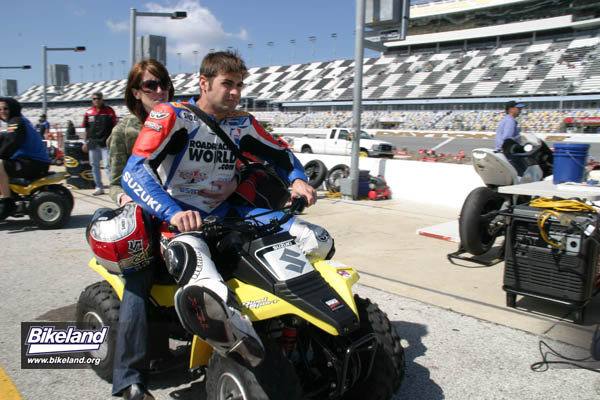 Daytona_roadrace_2008_15