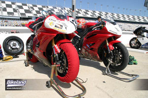 Daytona_roadrace_2008_16