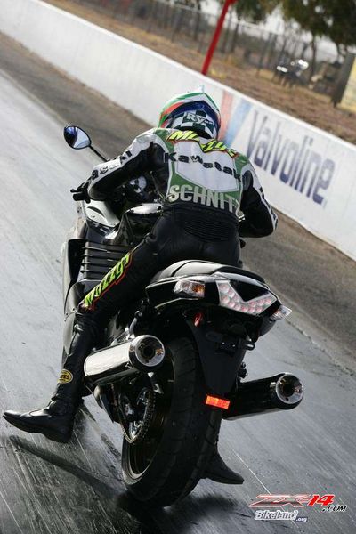 zx14com044