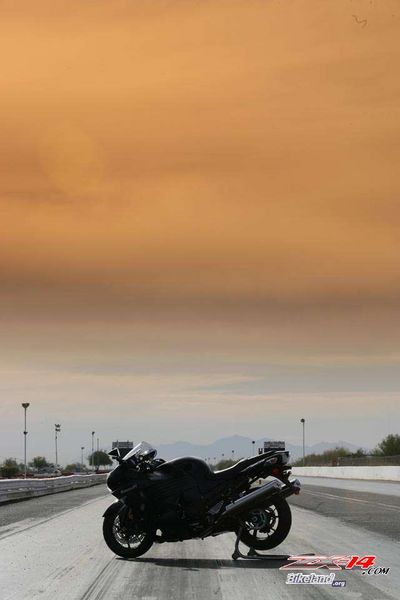 zx14com108
