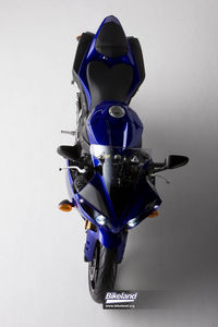 2009_YZF-R1_Bra_US_01