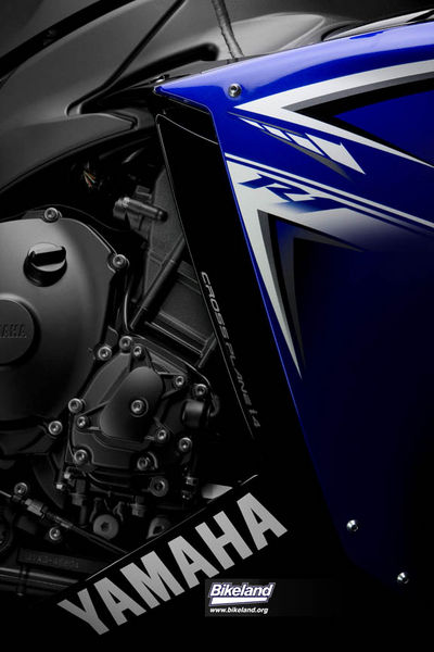 2009_YZF-R1_Bra_US_14