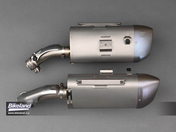 2009_YZF-R1_Fea_EUR_02