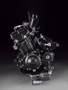2009_YZF-R1_Fea_EUR_11